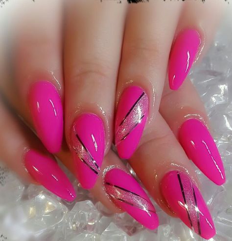 Fuchsia Nails Design, Fuschia Nails Design, Bright Pink Nails With Design, 80 Nails, Fuschia Nails, Fuchsia Nails, Purple And Silver Nails, Metallic Nails Design, Bright Pink Nails