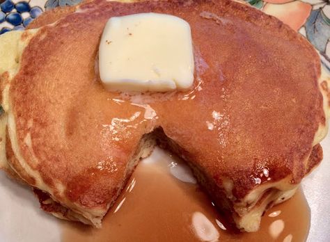 Pioneer Woman Recipe, Fluffy Recipe, Sour Cream Pancakes, Cream Pancakes, Lemon Pancakes, Homemade Sour Cream, Lemon Ricotta Pancakes, Ricotta Pancakes, Sour Cream Pound Cake