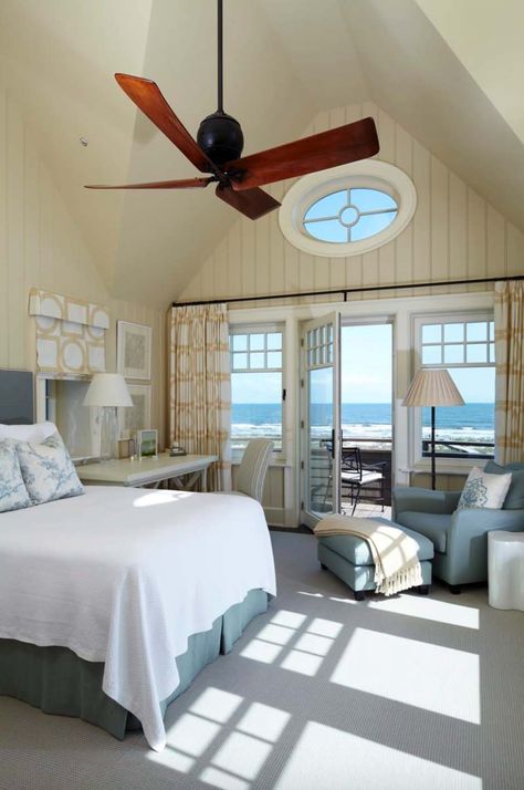 beach-style-bedroom Vacation Beach House, Beach Cottage Bedroom, Beach Style Bedroom, Rustic Lake Houses, Bedroom Decorating Tips, Beach House Bedroom, Dream Beach Houses, Haus Am See, Coastal Living Rooms