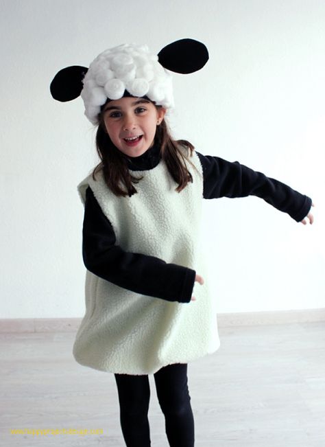 Nativity Sheep Costume, Diy Sheep Costume, Carnaval Diy, Sheep Costume, Lamb Costume, Sheep Costumes, Nativity Costumes, Pig Costumes, Book Week Costume