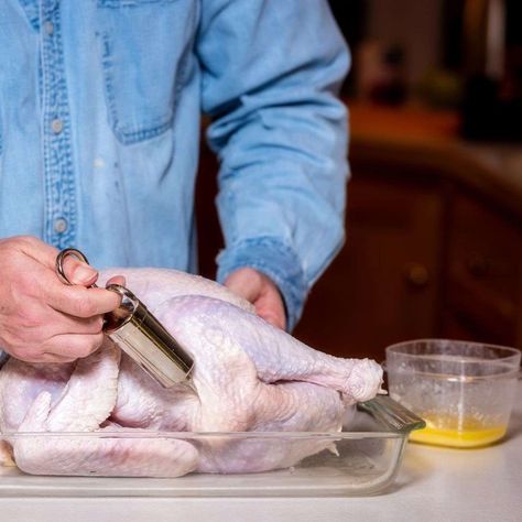 Beer and Butter Turkey Injection - Derrick Riches Best Turkey Injection Recipe, Chicken Injection Recipes, Injection Marinade Recipe, Turkey Injection Marinade, Pulled Pork Seasoning, Turkey Injection, Best Turkey Recipe, Meat Injector, Deep Fried Turkey