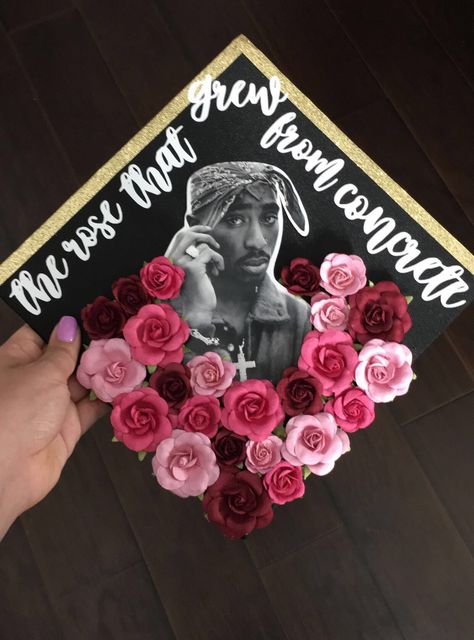 Tupac inspired graduation cap Tupac Graduation Quotes, Spm Graduation Cap, Graduation Cap Designs Tupac, Lil Wayne Graduation Cap, Tupac Graduation Cap Ideas, Scarface Graduation Cap, Tupac Graduation Cap, Hip Hop Graduation Cap, Rapper Graduation Cap