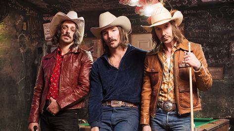 The band talk rock and roll, the rise of country music, vintage style and investing in your first pair of cowboy boots Midland Country Band, Midland Band, Suits Outfits, Western Outfits Men, Country Music Songs, Country Bands, Band Outfits, Estilo Country, Cowboy Up