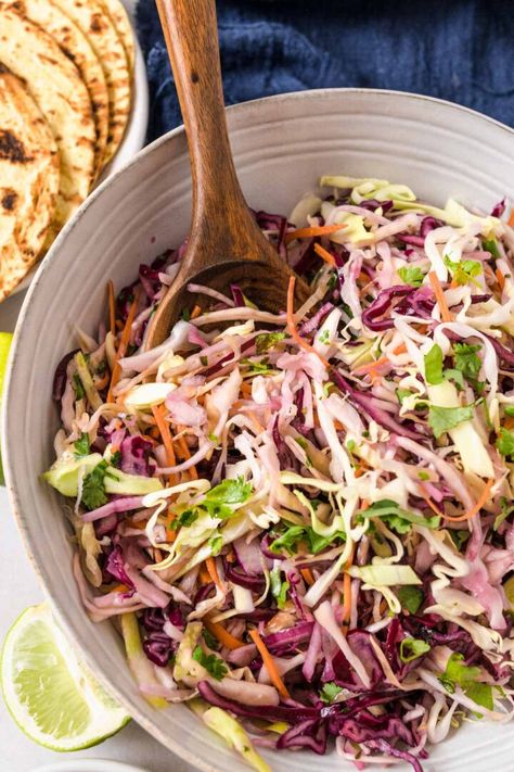 Taco Coleslaw, Slaw For Tacos, Mexican Cabbage, Brisket Side Dishes, Taco Slaw, Cabbage Tacos, Red Cabbage Coleslaw, Mexican Slaw, Easy Coleslaw