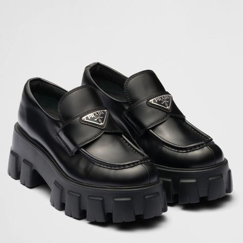 Replica Prada Women's Monolith Loafers In Black Brushed Leather Prada Monolith, Prada Loafers, Prada Collection, Patent Leather Loafers, How To Make Shoes, Penny Loafer, Platform Ankle Boots, Leather Chelsea Boots, Patent Leather Pumps