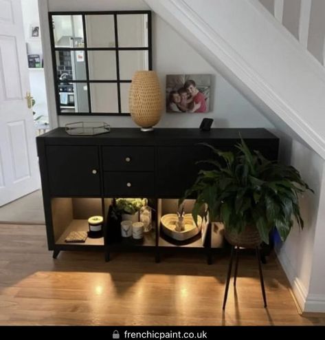 Kallax Makeover, Kallax Unit, Ikea Sideboard, Hallway Table Decor, Hallway Sideboard, Ikea Kallax Unit, Toilet Room Decor, Ikea Hack Ideas, Ikea Kallax