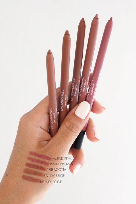 Huda Beauty Lip Contour 2.0 Automatic Lip Pencils Fenty Beauty Lip Liner, Huda Beauty Lipstick Shades, Huda Beauty Lipstick Swatches, Huda Beauty Lip Gloss, Huda Beauty Lip Liner, Huda Beauty Products, Best Lip Products, Huda Beauty Lipstick, Huda Beauty Lip Contour