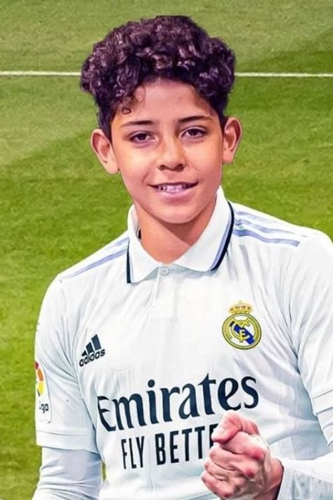 Christian Ronaldo Jr, Christiano Ronaldo Son, Cristiano Ronaldo Son, Ronaldo's Son, Ronaldo Son, Jr Ronaldo, Pfp Weird, Neymar Kid, Cristiano Ronaldo Kids