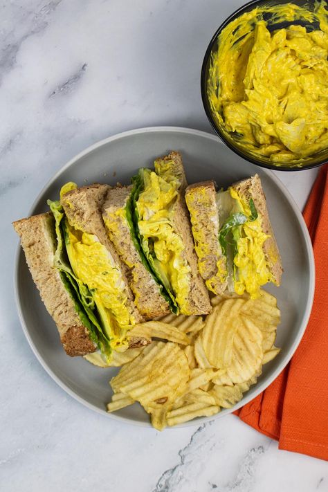 Coronation Chicken Sandwich, Club Sandwich Chicken, Coronation Chicken, Chicken Blt, Tarragon Chicken, Sandwich Fillers, Beef Pot Roast, Poached Chicken, Cuisine Recipes