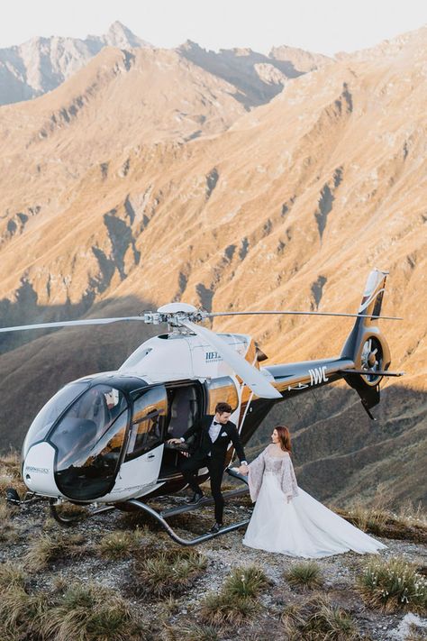 Helicopter Wedding, Glacier Wedding, Helicopter Elopement, Best Helicopter, Queenstown Wedding, Queenstown New Zealand, Engagement Poses, Couple Photoshoot Poses, Bridal Shoot