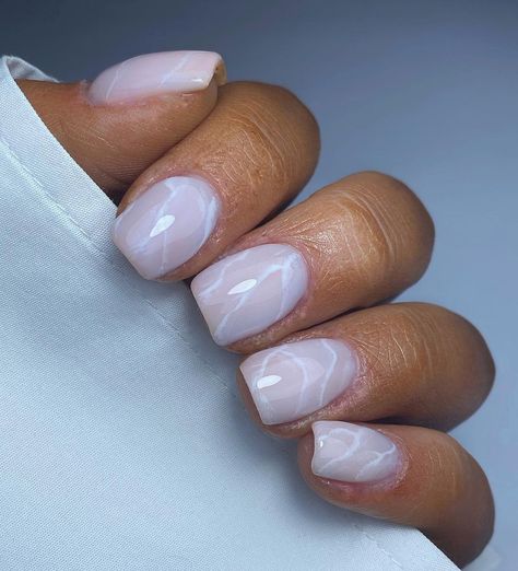 Elegant Marble Nails, Marble Biab Nails, Milky Marble Nails, Marble Short Nails, Milky White Marble Nails, White Nails Marble, Nude Marble Nails, White Marble Nails, Marble Acrylic Nails