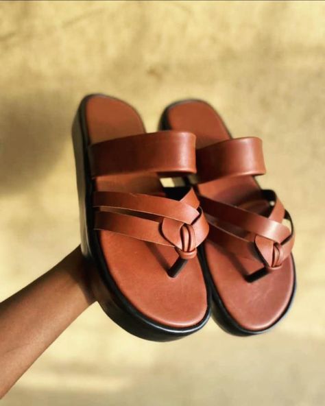 Platform in its entirety ✨ . Its unisex, comfortable and can be customized to your liking. . Sizes: 38-45 . Price: 20,000 #meenahteebrand #footwear #handmade #leather #explorepage #lagos Handmade Footwear, Mens Sandals Fashion, Leather Slippers For Men, Leather Sandals Handmade, Leather Slippers, March 21, Sandal Fashion, Mens Sandals, Handmade Leather