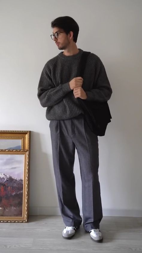 the outfit was taken from Kirill Bondarenko's video - https://youtu.be/nH59lFHrm-0?si=FXG0Y0Qsqvi014BW Smartwear Man, Fall Outfit Business Casual, Japan Street Style Mens, Normcore Style Outfits, Japanese Outfits Men, Smart Casual Men Outfit, Normcore Men, Monochromatic Outfit Men, Japanese Fashion Men