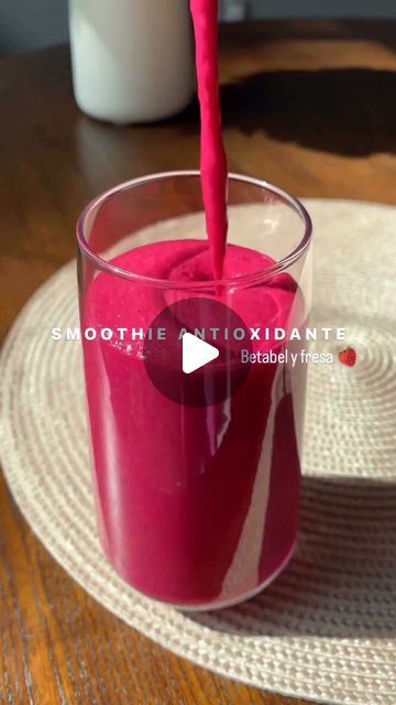 Smoothie & Weightloss 🍓🍉🍍🥰 on Instagram: "Antioxidants Smoothie ❤️🍓 - What can I tell you, you're going to love it - Beetroot Strawberries 🍓 Banana Chia seeds Yogurt Plant based milk . . Cre: Tiktok/amemoreno7 ❤️ #smoothie #healthyfood #healthysmoothies #recipe #breakfast #mexico #antioxidants" Antioxidants Smoothie, Chia Seeds Yogurt, Chia Seed Yogurt, Antioxidant Smoothie, Recipe Breakfast, Plant Based Milk, Strawberry Banana, Chia Seeds, Healthy Drinks