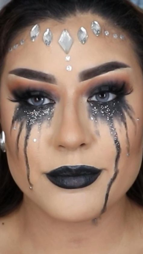 Fallen Angle Make Up Halloween, Halloween Fallen Angel Makeup, Dark Angel Makeup Tutorial, Evil Angel Makeup, Fallen Angel Makeup Ideas, Dark Angel Halloween Costume Eye Makeup, Halloween Makeup Dark Angel, Fallen Angel Makeup Halloween Easy, Dark Angel Makeup Looks Halloween