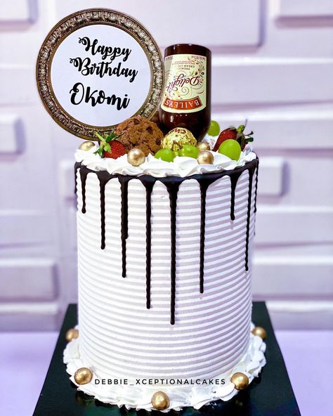 Whipped Cream Cake For Men, Tall Cake For Men, Tall Cake Designs Birthday, Tall Cake Ideas, Cake For Mens Birthday, Tall Cake Designs, Christy Brown, Drippy Cakes, Fruit Cake Design