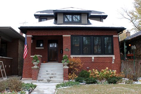 Modern Brick Bungalow Exterior, Chicago Bungalow Remodel, Brick Craftsman House, Brick Bungalow Exterior, Bungalow Curb Appeal, Bungalow Front Door, Bungalow Exterior Colors, Bungalow Front Porch, Front Porch Curb Appeal