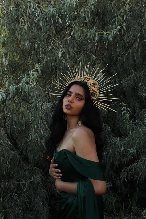 Greek Goddess Photoshoot, Goddess Aesthetic, Nature Goddess, Beautiful Photoshoot Ideas, Creative Photoshoot Ideas, Glam Photoshoot, Shotting Photo, Outdoor Photoshoot, Studio Photoshoot