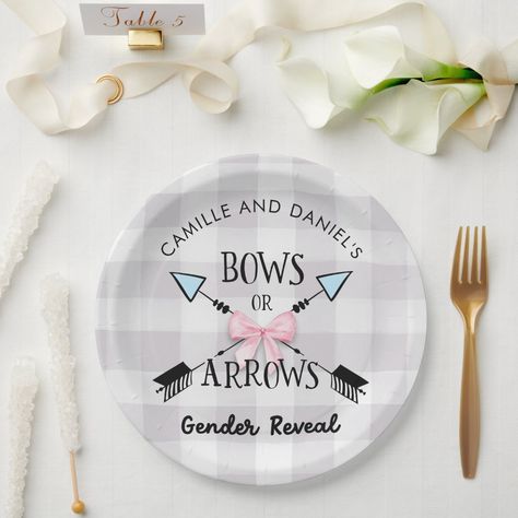 Arrow Baby Shower, Bows And Arrows, Bow Gender Reveal, Invitation Card Template, Paper Plates Party, Wedding Pinterest, Invitation Card, Paper Plates, Gender Reveal