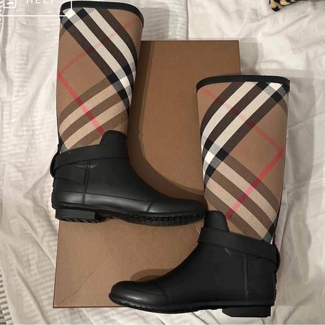 Women’s Burberry Rain Boots Brand New Never Worn W/Box Burberry Rain Boots Outfit, Rain Boots Outfit, Burberry Heels, Knee High Stiletto Boots, Burberry Boots, Burberry Rain Boots, Trending Heels, Burberry Shoes, Black Boots Tall