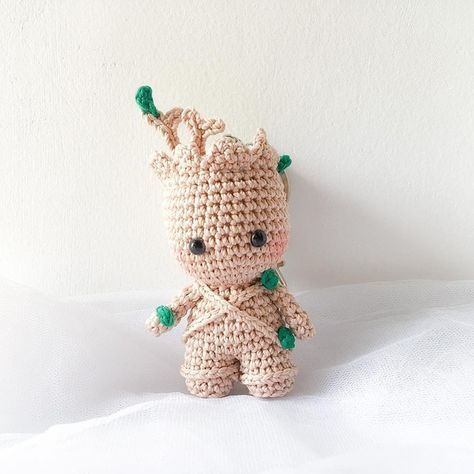 Crochet Groot, Hat Patterns Free, Crochet Disney, Crochet Dolls Free Patterns, Pola Amigurumi, Crochet Amigurumi Free Patterns, Crochet Amigurumi Free, Amigurumi Free, Crochet Toys Patterns