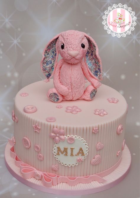 Jellycat bunny by Sweet Surprizes Bunny Cakes Birthday, Bunny Cakes Birthday Kids, Jellycat Birthday, Bunny Cakes, Bunny Birthday Cake, Jellycat Bunny, Bunny Birthday Party, Jelly Cat