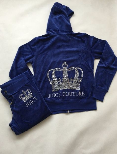 Juicy Couture Clothes, Juicy Tracksuit, Juicy Couture Hoodie, 00s Mode, Mcbling Fashion, 2000s Clothing, Juicy Couture Tracksuit, 2000s Clothes, Downtown Outfits