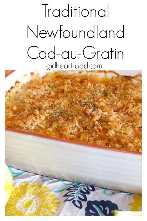 A traditional Newfoundland recipe this Cod au Gratin features cod baked in a creamy sauce, topped with bread crumbs and cheese and baked until bubbly brown.  So comforting and delicoius! Newfoundland Recipes, Cod Fish Recipes, Easy Meal Ideas, Cod Recipes, Canadian Food, Fish Dinner, Baked Fish, White Sauce, Seafood Dinner