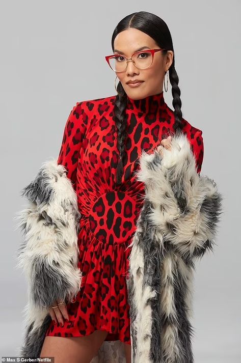 Ali Wong, Single People, Unique Faces, New Netflix, Interview Outfit, Cillian Murphy, Long Term Relationship, Ex Husbands, Friend Wedding