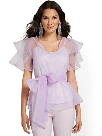 Shop Organza Ruffle Blouse. Find your perfect size online at the best price at New York & Company. Theatrical Romantic Style, Organza Overlay, Organza Sleeves, Pretty Blouses, Chic Top, Peplum Hem, Romantic Style, Petite Fashion, Ruffles