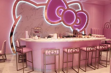 Hello Cafe, Cafe Hello Kitty, Irvine Spectrum, Pink Hotel, Images Hello Kitty, Hello Kitty House, Themed Cafes, Kitty Cafe, Tea Cafe