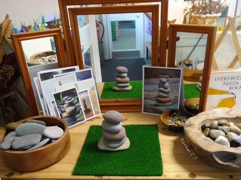 Curiosity Approach Eyfs, Nature Based Classroom, Daisy Room, Reggio Emilia Classroom, Curiosity Approach, Early Years Teacher, Nursery Classroom, Preschool Room, Reggio Emilia Approach