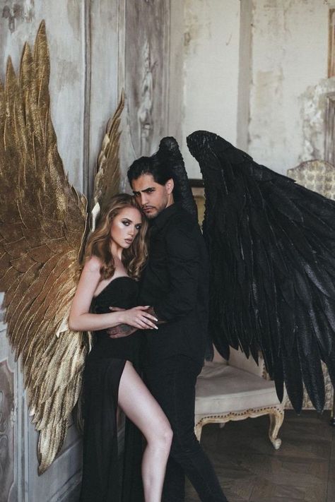 Devil Wings, Fantasy Love, Ange Demon, Angel Aesthetic, Angel And Devil, Foto Art, Fantasy Aesthetic, Angels And Demons, Dark Angel