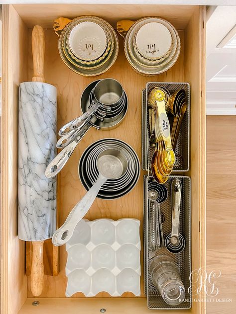 Kitchen Organization Ideas Part 3 Baking Storage Ideas Organized Kitchen, Organize Measuring Cups, Baking Storage Ideas, Measuring Cup Organization, Baking Storage, Kitchen Organization Ideas, Kitchen Layouts, Cleaning And Organizing, Cereal Containers