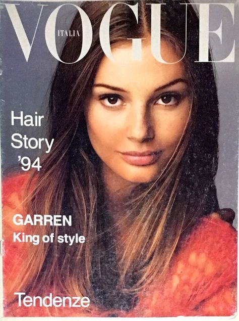 VOGUE ITALIA Hair Magazine JANUARY 1994 BRIDGET HALL by Steven Meisel Bridget Hall Hair, Bridget Hall 90s, Modeling Book, Vogue Magazine Fashion, Model Icons, Timeless Makeup, Bridget Hall, Hair Clips 90s, Estelle Lefébure