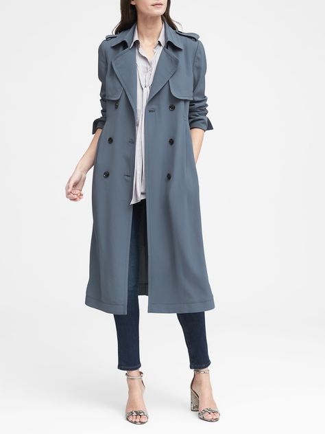 product photo Modern Trench Coat Women, Women Trench Coat Outfits Casual, Business Travel Outfits Woman, Navy Trench Coat Outfit, Long Trench Coat Women, Elegant Trench Coat, Travel Outfits Women, Light Trench Coat, Business Travel Outfits