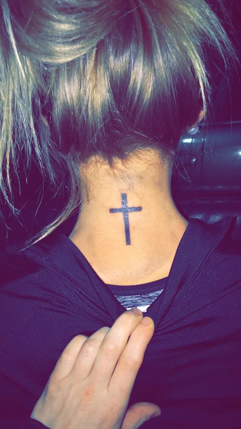 Neck tattoo Minimalist Tattoo On Neck, Neck Cross Tattoos Women, Neck Tattoos Women Back, Women’s Neck Tattoo, Back Of The Neck Tattoos For Women, Behind The Neck Tattoos For Women, Women Neck Tattoo Ideas, Tattoo Ideas Side, Behind Neck Tattoo Woman