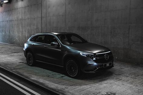 Mercedes-Benz EQC 400 4MATIC Closer Look | HYPEBEAST Polish Interior, Aventador Svj, Electric Pickup, Automotive Engineering, Tesla S, Mercedes Benz Cars, Benz Car, Benz S, German Design