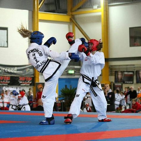 Taekwondo Sparring, Tkd Taekwondo, Sparring Gear, Taekwondo Training, Martial Arts Girl, Vision Board Goals, Taekwondo, Karate, Dream Life