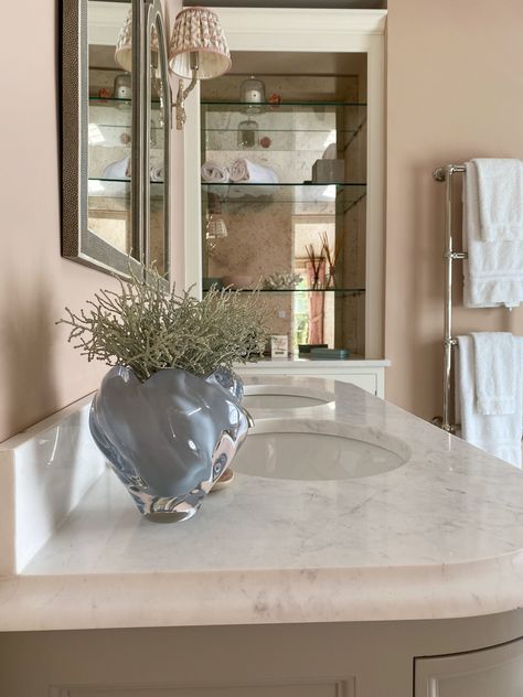 On-trend Farrow & Ball paint colours - The Oxford Magazine Oxford Stone Farrow And Ball, Setting Plaster Farrow And Ball, Ammonite Paint, Setting Plaster, Breakfast Room Green, Stiffkey Blue, Marble Worktops, Paint Charts, White Bathroom Cabinets