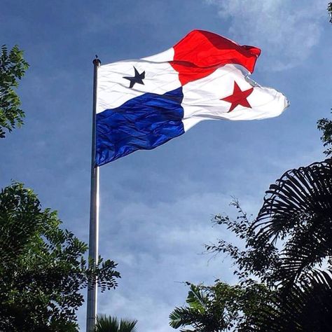 Bella Bandera Travel Highlight, Panama Culture, Panama Flag, Highlight Covers, Flags Of The World, Panama City, Panama City Panama, Canada Flag, Ariana Grande