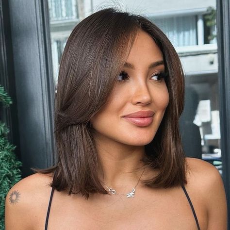 Chic Bob, Bangs With Medium Hair, Hair Inspiration Short, Hairstyles For Layered Hair, Long Bob Haircuts, Shoulder Length Hair Cuts, Haircuts For Medium Hair, Haircuts Straight Hair, Long Bob Hairstyles