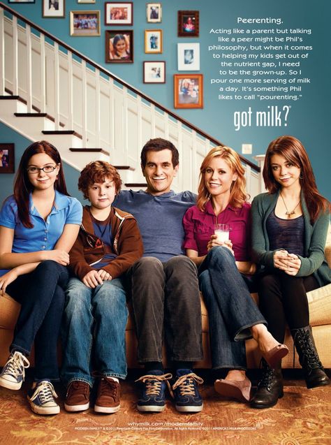 Modern Family / One of the best contemporary comedy series / Dunphy Milk Ad Dunphy Family, Got Milk Ads, Modern Family Tv Show, Milk Mustache, Yasmine Bleeth, Charles Kelley, Modern Family Quotes, Phil Dunphy, Sean Leonard