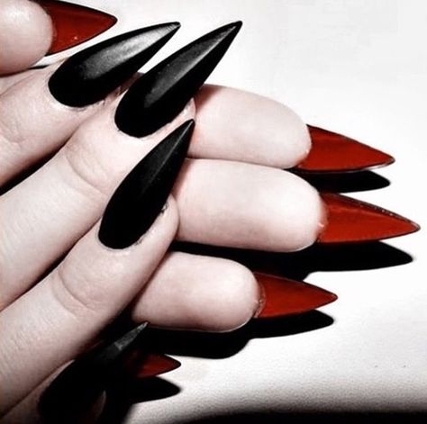 ╳ d e a t h g a s m ╳ Peekaboo Nails, Ladies Aesthetic, Mood Nails, Nails Painted, Nail Art Halloween, Spooky Spooky, Witch Nails, Nail Art Photos, Witchy Nails