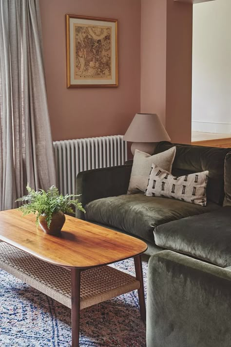 The Wallpapers Interior Designers Love | SheerLuxe Mauve Living Room, Terracotta Living Room, Terracotta Blush, Parsons Green, Living Room Wall Color, Room Wall Colors, Pink Living Room, Green Sofa, Living Room Green