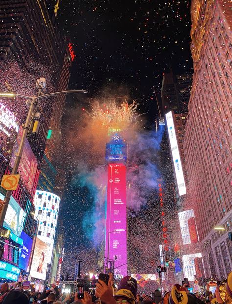 Nye New York, New York City Aesthetic, Nyc Baby, Ny Life, Empire State Of Mind, Nyc Aesthetic, Photographie Inspo, Nyc Life, New York Aesthetic