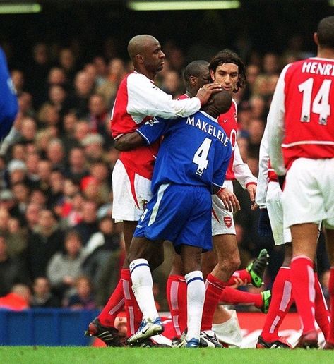 Makelele Chelsea, Arsenal Vs Chelsea, Patrick Vieira, Arsenal Wallpapers, Word Cup, Arsenal Football Club, Football Images, Arsenal Football, Zinedine Zidane