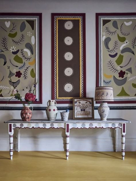 Bloomsbury Painted Furniture, Annie Sloan Painted Furniture Ideas, Charleston Farmhouse, Annie Sloan Painted Furniture, Duncan Grant, Vanessa Bell, Paint Collection, Bloomsbury Group, Charleston Homes