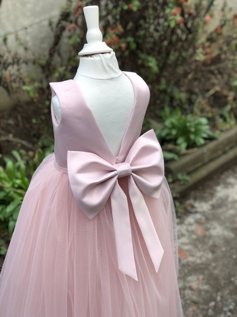 Blush pink Flower girl dress Girl Dress V-neckline Back Bow Off White Flower Girl Dress Sage Tutu Skirt Bridesmaid Holiday Blush Tutu Dress Blush Pink Flower Girl Dress, Pink Flower Girl Dress, Pink Flower Girl, Maternity Dresses For Baby Shower, Pink Flower Girl Dresses, Dress Sage, Blush Pink Dresses, White Flower Girl Dresses, Maternity Gowns