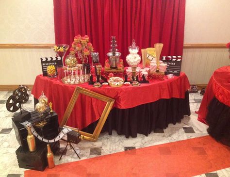 Red Carpet Sweet 16 Red Carpet Birthday Party Ideas, Red Carpet Birthday Party, Diy Red Carpet, Hollywood Sweet 16, Red Carpet Birthday, Red Carpet Sweet 16, Red Carpet Theme Party, Hollywood Birthday Parties, Red Carpet Theme